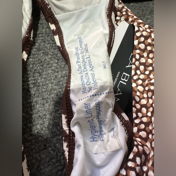 NWT La Blanca V-Front High Waist Bikini Bottom Size 6 - Picture 5 of 7